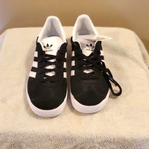 Women's Addias shoes size 6.5